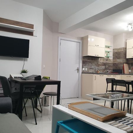 New The Twins Varna Two-Bedroom, Apt 5 At 15 Tsani Ginchev Street, Floor 3 Exterior foto