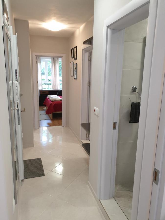 New The Twins Varna Two-Bedroom, Apt 5 At 15 Tsani Ginchev Street, Floor 3 Exterior foto